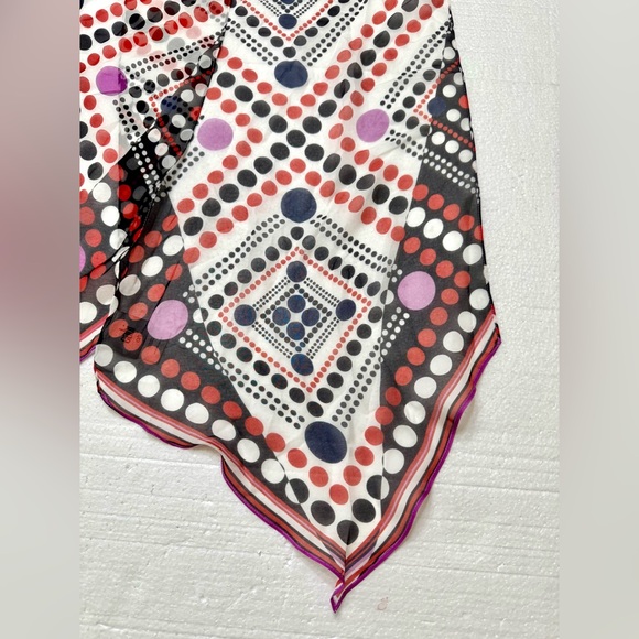 SILK Geometric Patterned Scarf Wrap - Picture 7 of 11